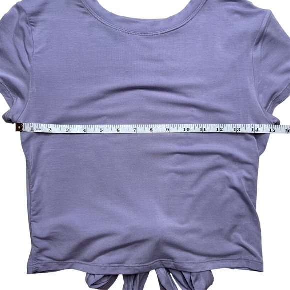 Blogilates Reversible Bow Back Short Sleeve Tee Lilac Purple Size M - Picture 8 of 8